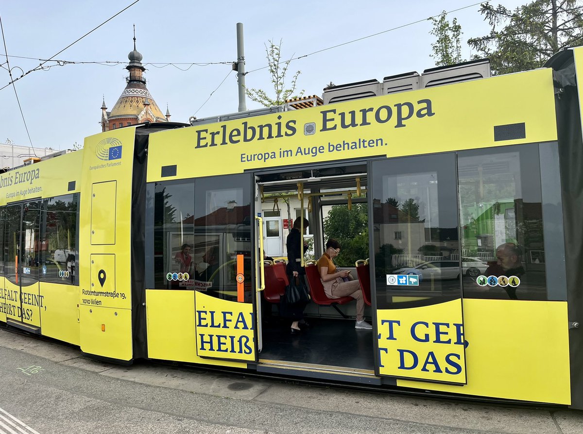 #ErlebnisEuropa ab 27. Mai auch in Wien!
In Berlin, Paris, Rom ... gibt es sie schon, nun öffnet auch in Wien die interaktive Dauerausstellung Erlebnis Europa.
Das #EuExVienna kurz gefasst: #EuropaLernen für alle, täg. 10-18 Uhr, Eintritt frei
europarl.europa.eu/austria/de/akt… <a href="/Europarl_AT/">Europaparlament</a>