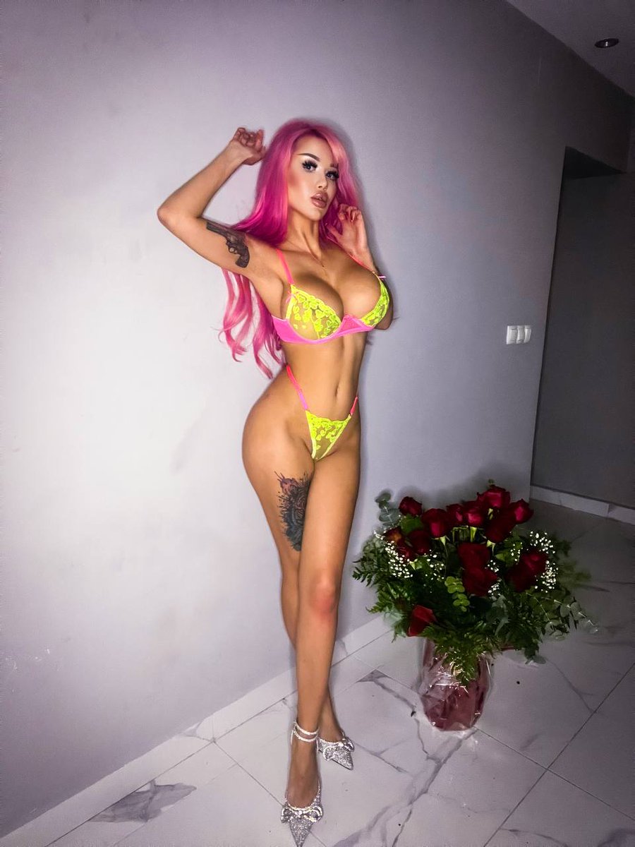 Content from mia_molly