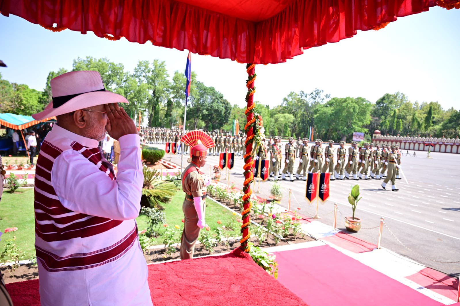 BSF का गौरवशाली इतिहास पर हम सभी को है गर्व: राज्यपाल- We all are proud of the glorious history of BSF: Governor