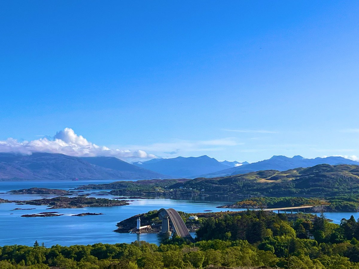 Beautiful day - Skye Bridge #Scotland 11/05/23 <a href="/angie_weather/">angie phillips</a> <a href="/StormHour/">#StormHour</a> <a href="/VisitScotland/">VisitScotland</a> <a href="/ThePhotoHour/">#ThePhotoHour</a>