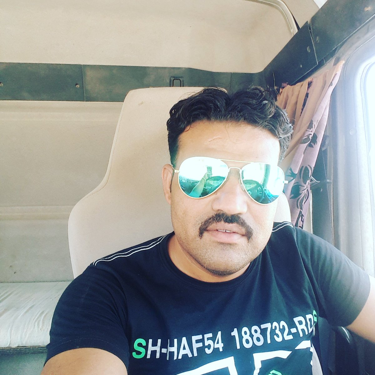 AbdulShad5's tweet photo. I AM back https://t.co/uMgrTwU9BI
