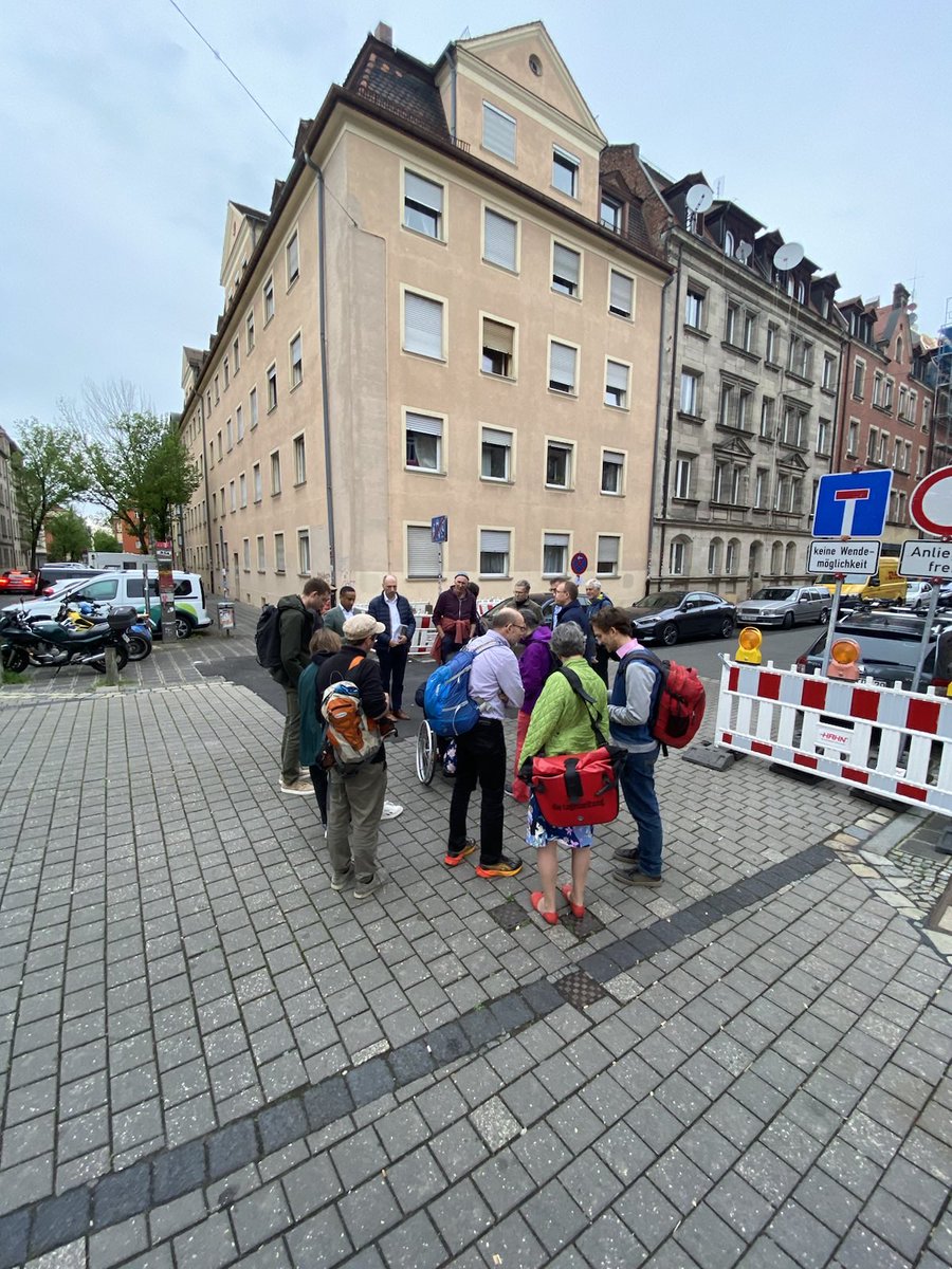 NAutofrei's tweet photo. Gestern fand die Begehung zum Superblock in Gostenhof statt. 
Nächster Schritt: Pilotversuch! https://t.co/CQ2c8o2lbt