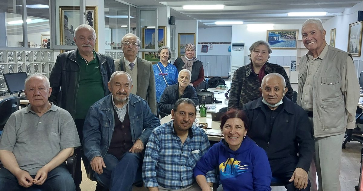 sevginazo's tweet photo. @mansuryavas06 @ankarabbld @abbbasin @ankaragelisiyor
@bey_dikmen @AdnanTatlisu @mizrakesin 
@OnsoySEMA @sevginazo @mavimasa #MansurYavaş  #pazartesi #Ankara MUTLUYUZ DERSLER HARİKA💕💕💕 https://t.co/lXUJ47raCE