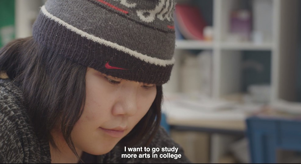 99media_'s tweet image. 🇨🇦 Martha lives in Nunavik (Quebec) in a small isolated village of 200 inhabitants called Aupaluk.

🌨 Watch this sensitive and intimate portrait of a 16-year-old Inuit girl that lulls us into a soft and slow winter torpor… 99.media/en/living-here… #shortdoc #shortdocs #shortfilm