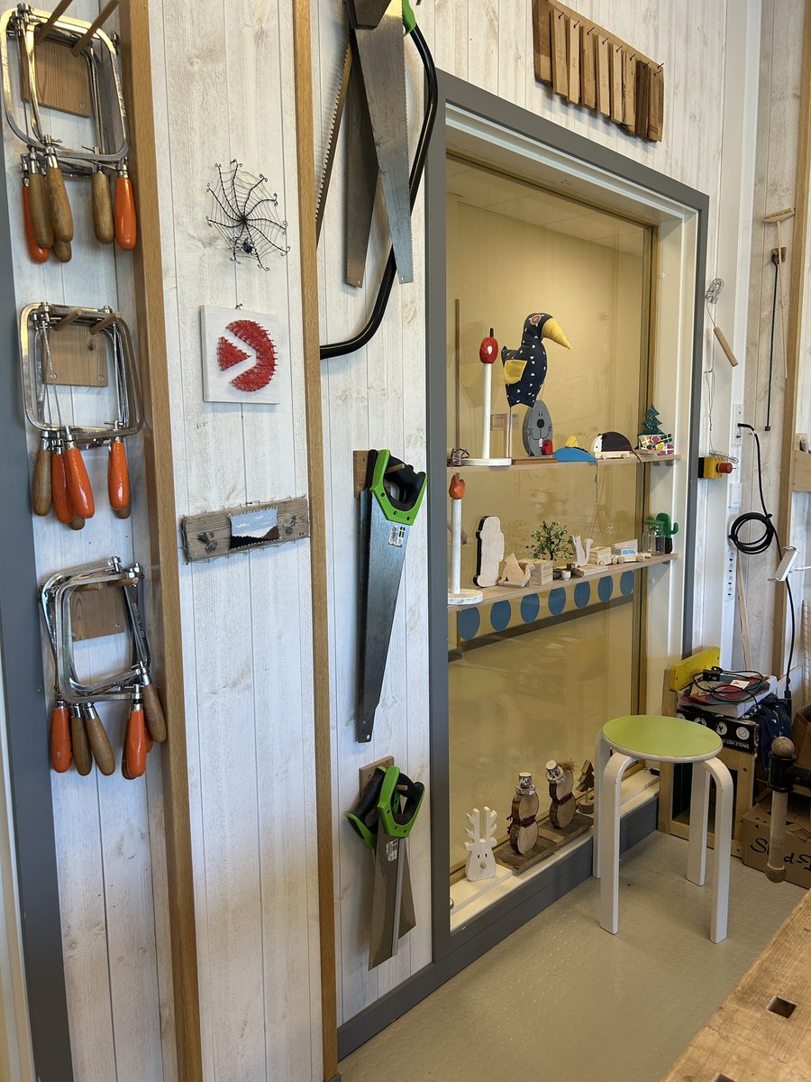 Miss Jones tweet media