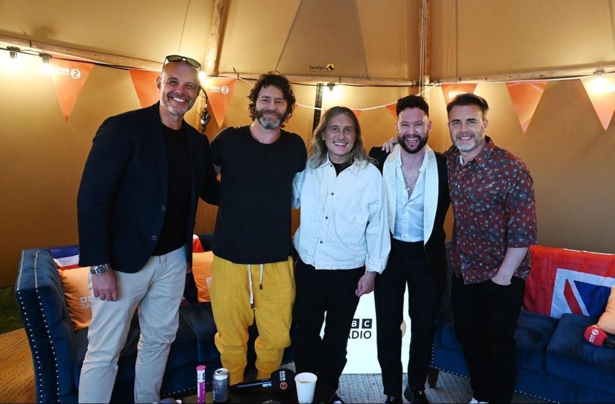 TakeThatFanBase's tweet photo. #CoronationConcert @GaryBarlow #CalumS #๐ง
https://t.co/Nl9xhoGfP9
https://t.co/QAqJ04FM6w
https://t.co/enOv6R7qY6
https://t.co/jOgpcXirkH
#rehearsalfootage https://t.co/oks6Jx8mMI https://t.co/o00l4wXqKg