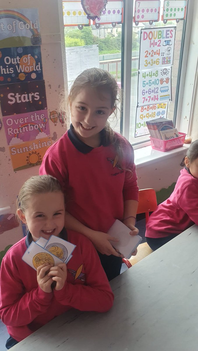 TogherGirls's tweet photo. Ms.Hurley's 1st class @TogherGirls enjoyed learning stations with their 3rd class buddies.The theme of this visit was money.
Maith sibh a chailìnì 👏
@PDSTPrimarySTEM @cork_cesc @mathsweek #number #mathsstations #activelearning #togher https://t.co/uDtUGwLfcd