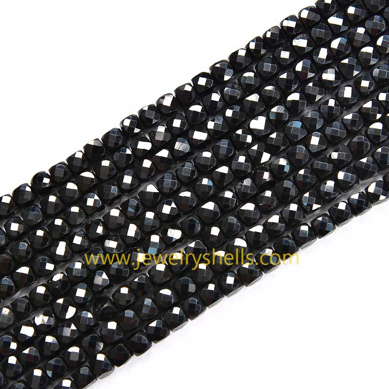 4mm black tourmaline faceted cube beads for jewelry making. High quality, factory wholesale, fast shipping.
jewelryshells.com/product/4mm-bl…

#gemstonefactory #wholesalegemstone #wholesalebeads #jewelryshells #shelljewelry #tourmaline #blacktourmaline #tourmalinebeads #cubebeads