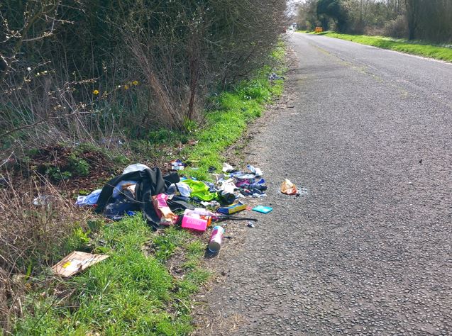 wiltscouncil's tweet photo. A Swindon resident has been issued with a £400 fixed penalty notice (FPN) for fly-tipping household waste in a layby north of Cricklade.

Full details 👉🏽 https://t.co/SDeOz2sOUg https://t.co/V4FsE3ly0m