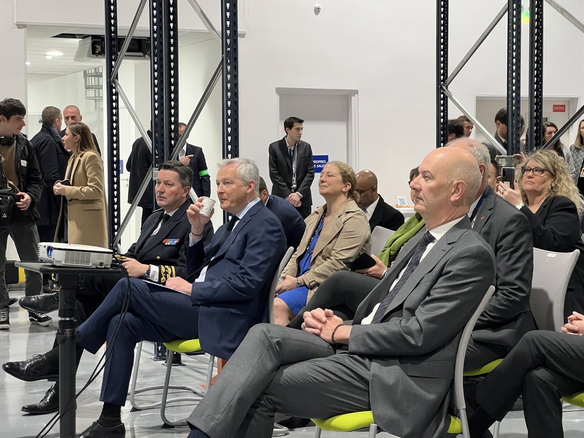 Laure Darcos tweet media