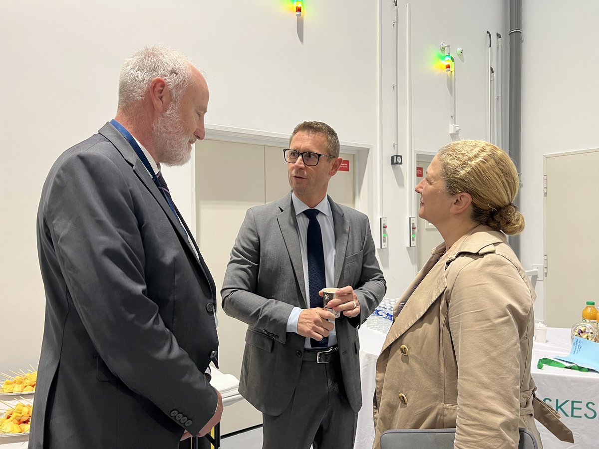 Laure Darcos tweet media