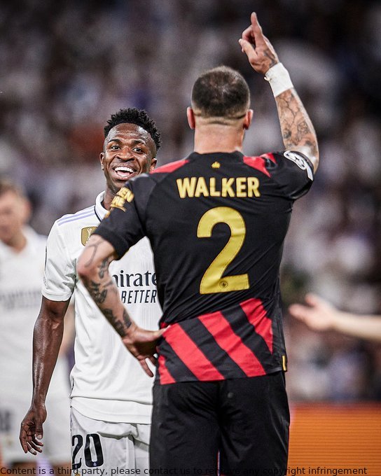 deannknowl36723's tweet image. Kyle Walker did not let any Real Madrid player get past him during the game at the Bernabeu stadium. #DefensiveGenius #ImpressivePerformance #Streetwear