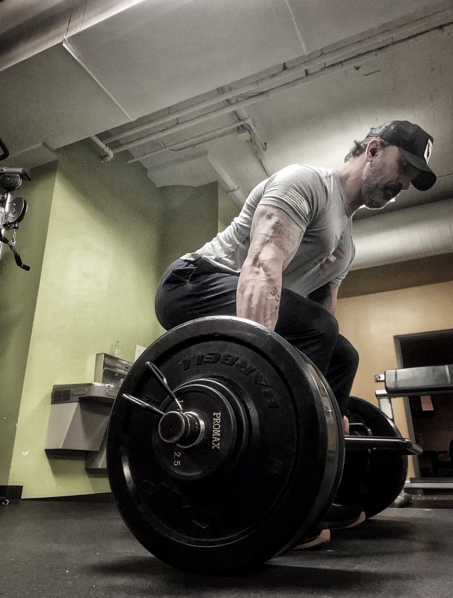 thejeffbosley's tweet image. #SpecialForces -made workout shoes from @GORUCK make you 3% stronger. #ItsScience
#RolePrep 
 . 
#BosleyForTierOne
#BosleyIsDempsey
#Actor #MethodActor #Filmmaker 
#ConsiderQuitting 
#BurnTheBoats 
#BosleyRanch 
#JBKingdom 
#Cowboy 
#GreenBeret 
#Firefighter