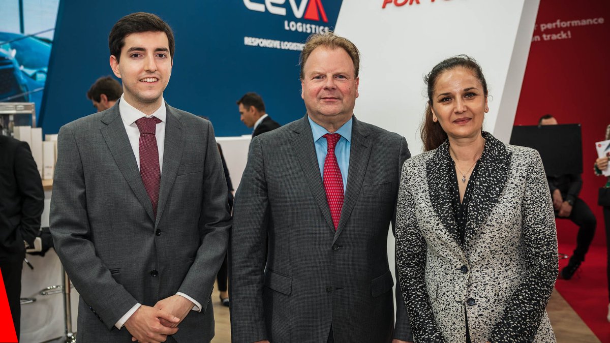 cevalogistics's tweet image. Yesterday, Zheni Chaneva, @IATA project manager, and Aitor De Las Heras Alegre, industry solutions manager, visited our booth at #TransportLogistic and met with our COO of #airfreight, Peter Penseel.

⬇️ [Thread]