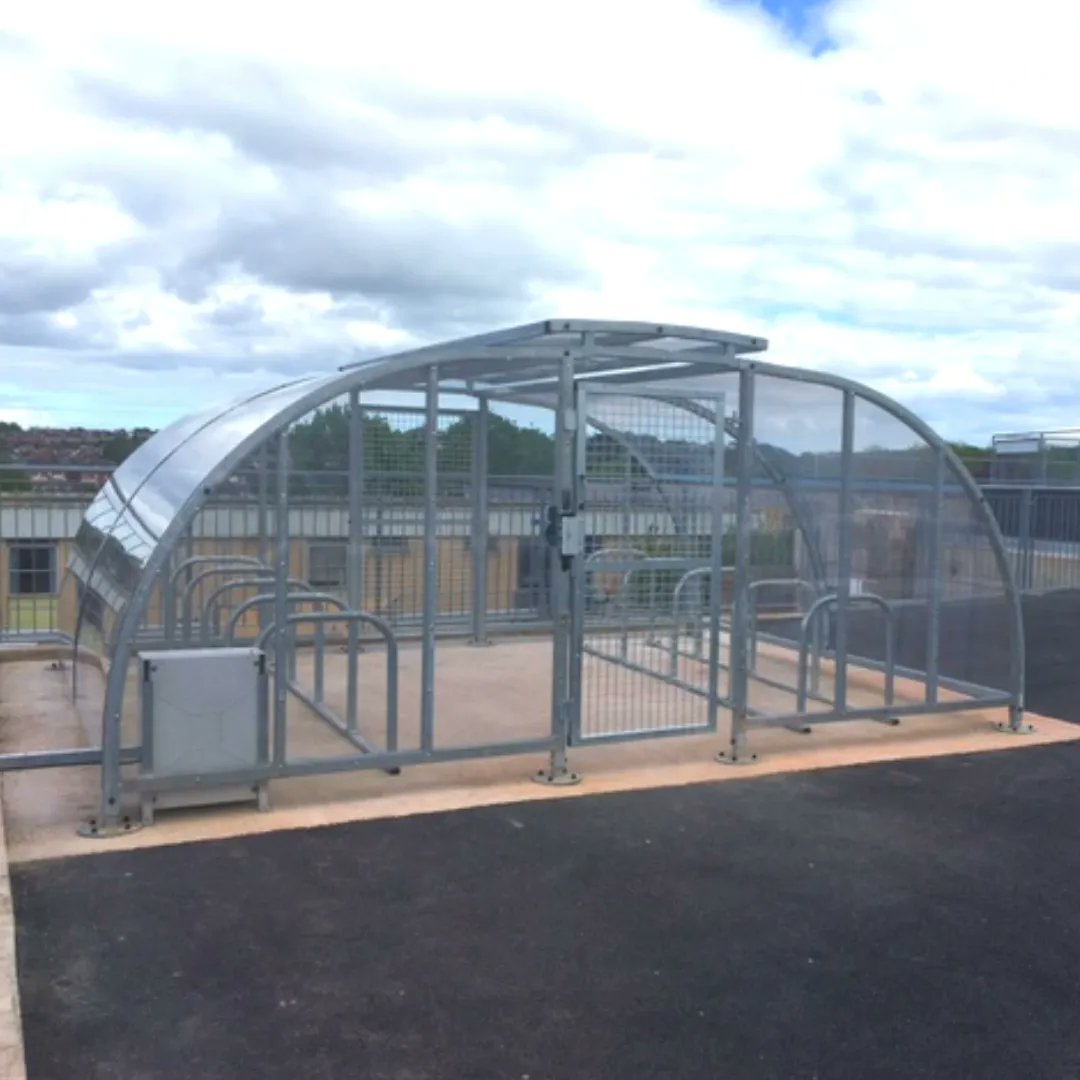 Exciting news for our colleagues at the RD&amp;E (Wonford)! A new bike shelter has been installed outside the Emergency Department. Cycling is not only a great way to get around, but it also has numerous environmental and health benefits. 

Read more here: buff.ly/3NYH9VO