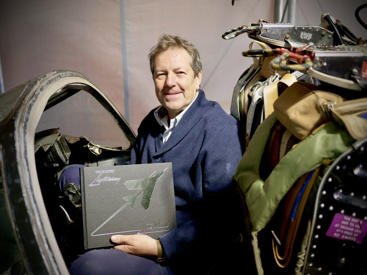 LightningTown's tweet photo. Happy Birthday @BlickyIan from everyone at Lightning Town and the RAF Binbrook Collection! 🎂🥳 https://t.co/nydWv7ur5T