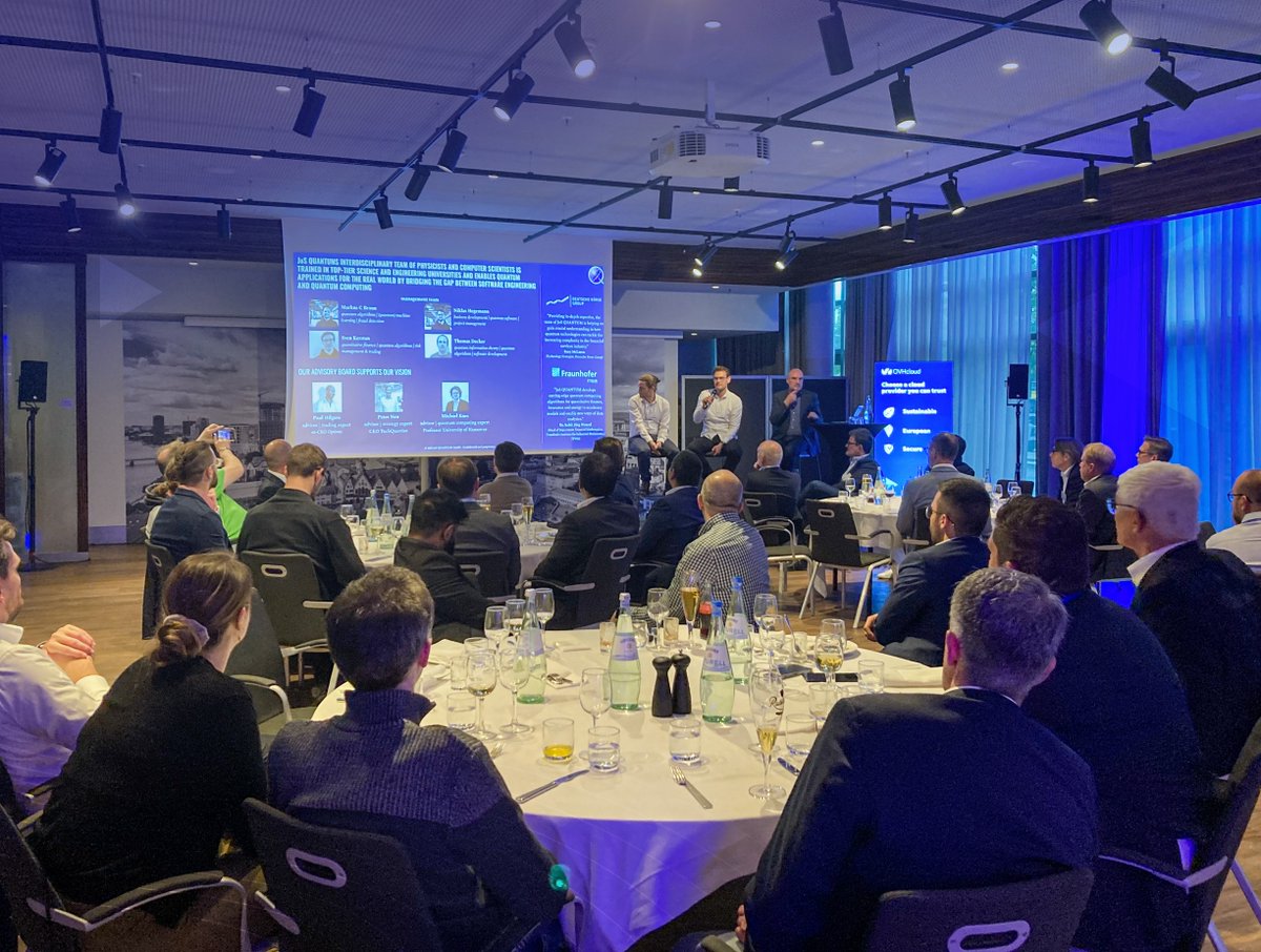 OVHcloud_DE's tweet photo. Vielen Dank an unsere Partner und Kunden für das großartige @OVHcloud Engage Dinner im @RadissonBlu Frankfurt gestern, sowie den tollen Austausch! 🤝 Wir konnten wertvolle Einblicke gewinnen, speziell zum Thema #QuantumComputing dank @Quandela_SAS & @JoSQUANTUM. #OVHcloudEngage https://t.co/Qcn5mgr1Xb