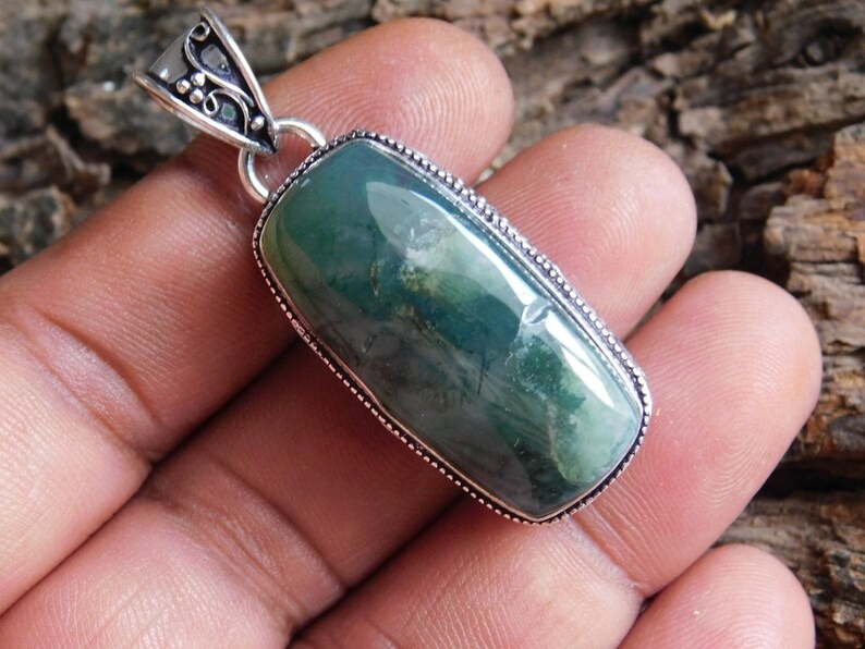 etsy.me/41qmUDp

#925SterlingSilver #GiftforWomen #birthstonependant
#Pendantfornecklace #statementpendant #agatependant #pendantjewelry #mossagatejewelry #gemstonependant #stonependant #mossagate #mossagatenecklace #greenpendant #jewelry #necklace #pendant #FreeShipping