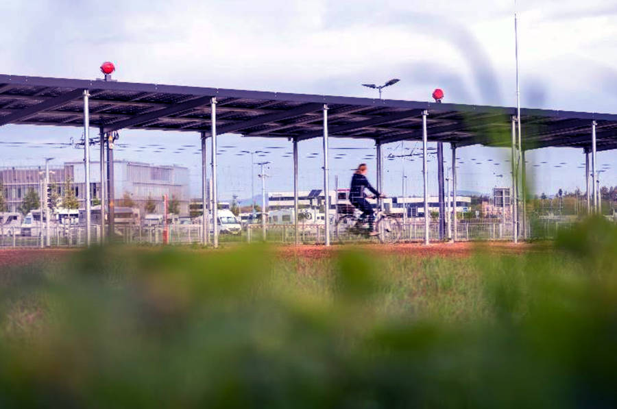 Fribourg inaugure une piste cyclable solaire, une première en Allemagne bit.ly/3Mklgz6
<a href="/SOLARWATTFrance/">SOLARWATT FRANCE</a>