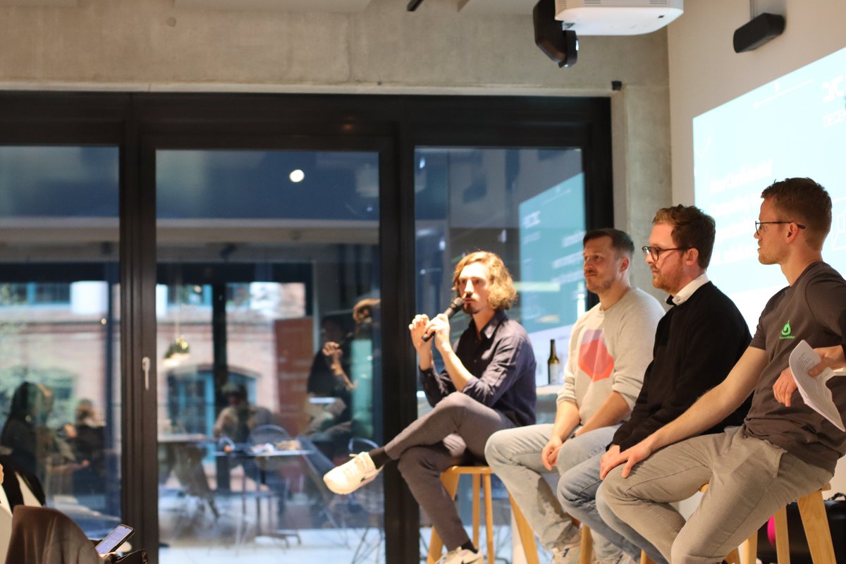 Decentriq tweet media