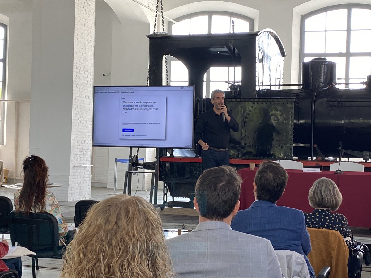 Ferran_Mun's tweet photo. Puntos sobre las íes by @ViventialValue en termes de reputació turísrica online. #dmo toca posar recursos, mesurar, comparar i definir estratègia de comunicació efectiva: num visualitzacions de post a #instagram Vs #google? 💡
#todo #reputacioturistica #calellabcn https://t.co/XwFVwaax0x