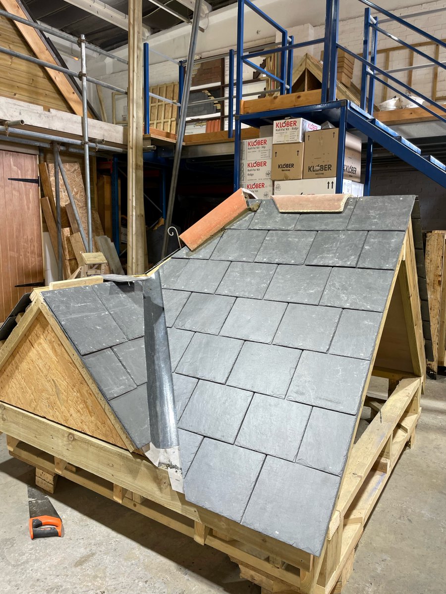 SussexHeritage's tweet image. A wonderful visit yesterday to @scrtltd to talk all things bursary.  We have some exciting plans with @ClarkeRoofingSL to offer short courses at this fantastic centre.  Details to come soon.....

loom.ly/cf2WB_w