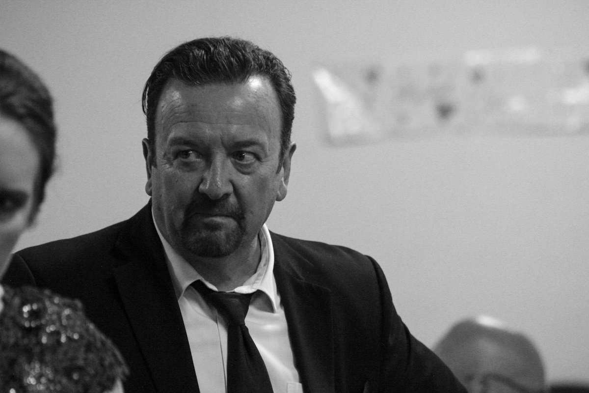 What? Against Karate! 🫲🏻🥋.
.
.
.
#davidbrent #rickygervais #theoffice #lookalike #officelife #weddingentertainer #mc #host #presenter #conferencespeaker #comedian #standup #impersonator #entertainer #afterlife #officeparty #christmasparty #celebrityimpersonator