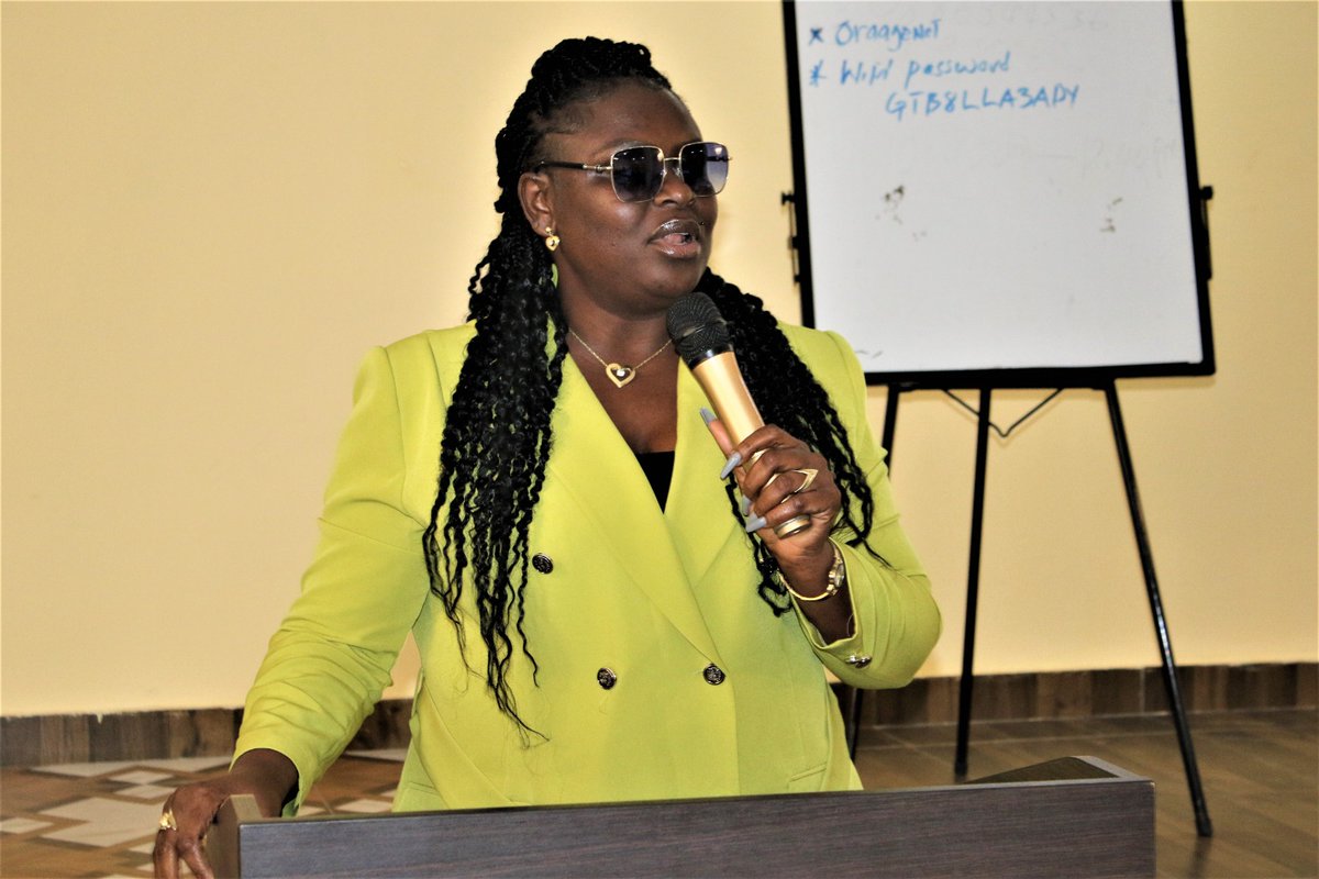 liberia_revenue's tweet photo. The LRA, in partnership with the Ministry of Justice on Wednesday held a fruitful tax dialogue with private security institutions operating in Liberia. The engagement is part of efforts to ensure tax compliance in the sector &amp; increase revenue.
#MovingToBillions #PayTaxWeAllEnjoy https://t.co/wz3EAklRMF