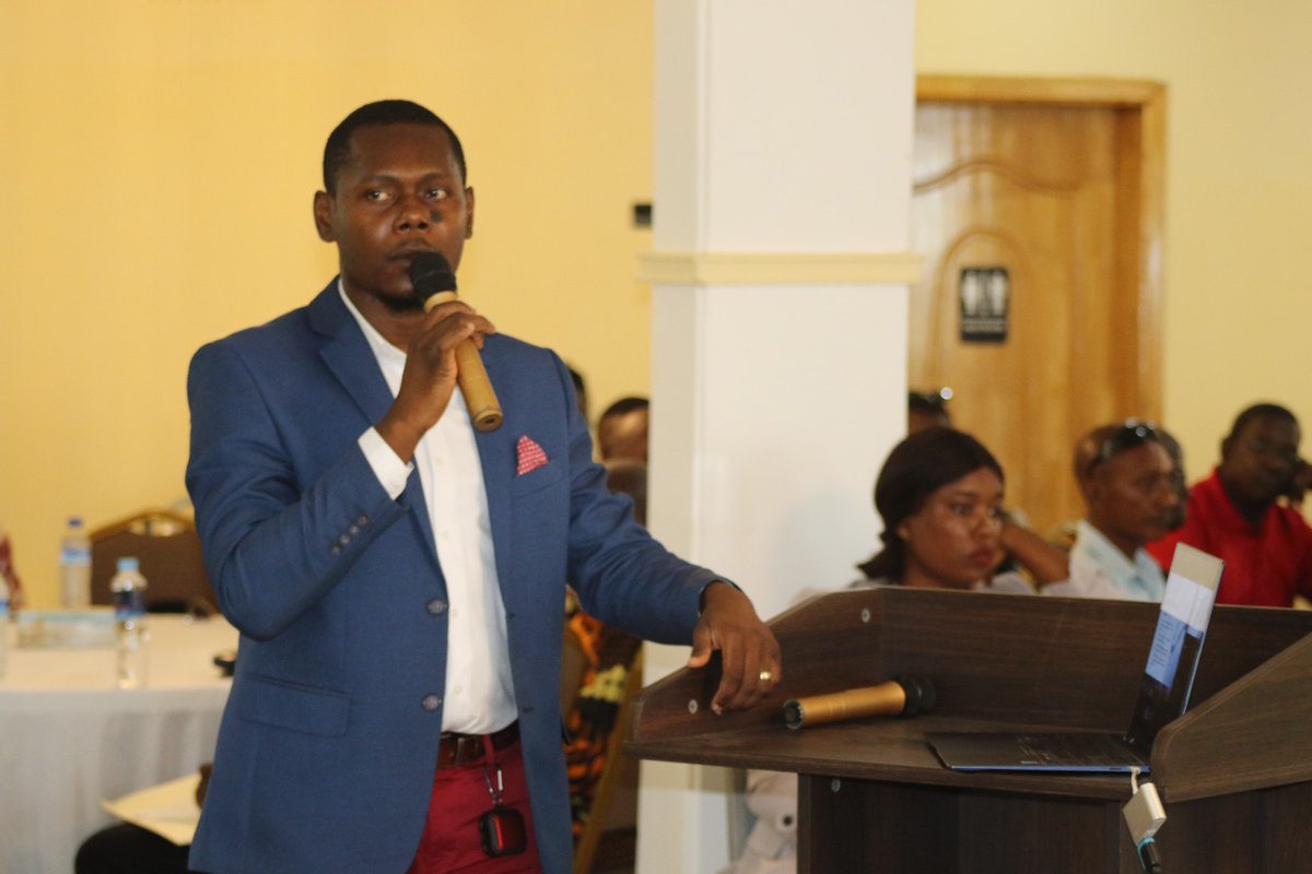 liberia_revenue's tweet photo. The LRA, in partnership with the Ministry of Justice on Wednesday held a fruitful tax dialogue with private security institutions operating in Liberia. The engagement is part of efforts to ensure tax compliance in the sector &amp; increase revenue.
#MovingToBillions #PayTaxWeAllEnjoy https://t.co/wz3EAklRMF