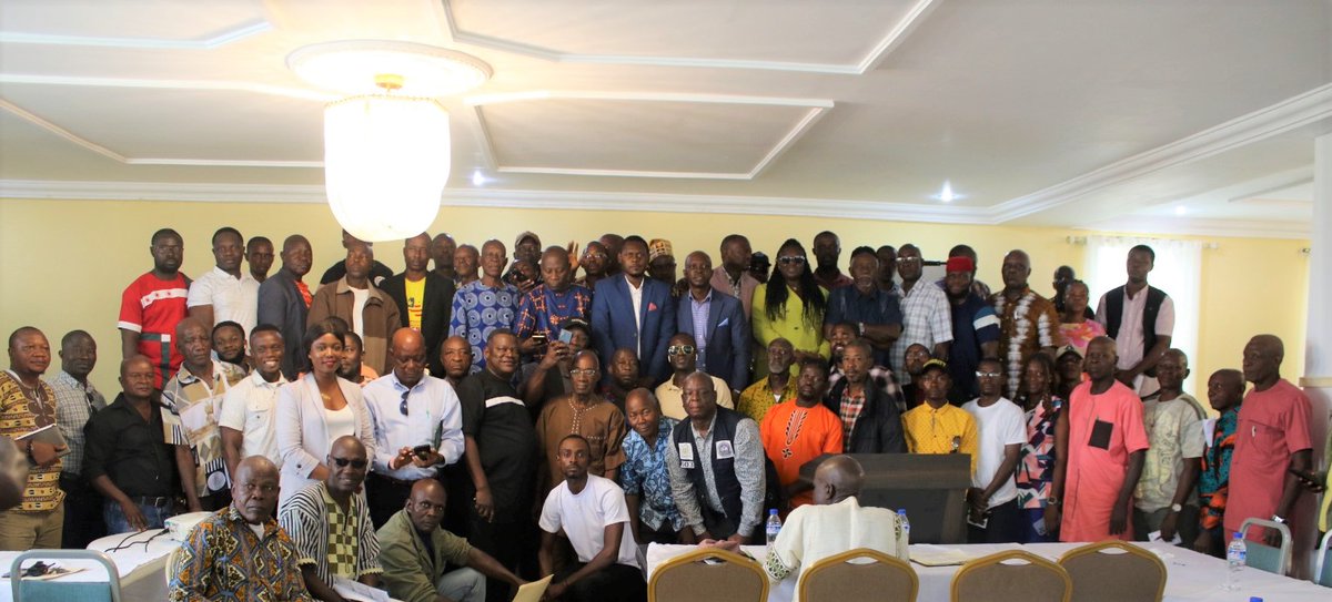liberia_revenue's tweet photo. The LRA, in partnership with the Ministry of Justice on Wednesday held a fruitful tax dialogue with private security institutions operating in Liberia. The engagement is part of efforts to ensure tax compliance in the sector &amp; increase revenue.
#MovingToBillions #PayTaxWeAllEnjoy https://t.co/wz3EAklRMF