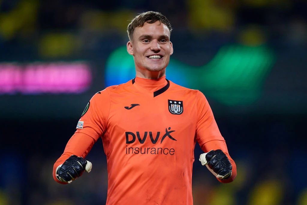🚨 BREAKING: Manchester United are interested in signing Anderlecht goalkeeper Bart Verbruggen! #MUFC [<a href="/samuelluckhurst/">Samuel Luckhurst</a>] 🇳🇱🧤