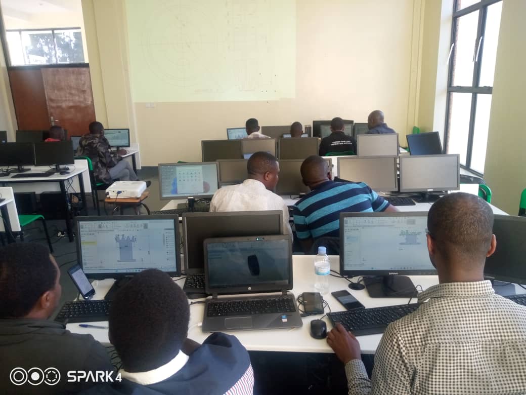 AFTERPROJECT3's tweet photo. The new mechatronics program established at IPRC Tumba costed 4,2 Billions Rwandan Francs funded by @AFD_en, the cost includes construction of the new premise, equiping the building with new equipments and train trainers of the mechatronics abroad and in-house. https://t.co/qS7FnZaM4D