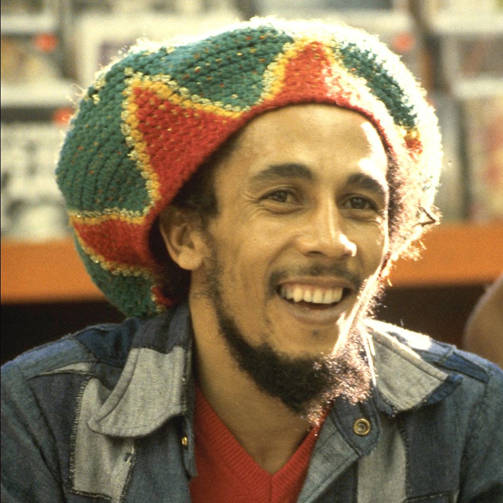 Life is one big road with lots of signs. So when you riding through the ruts, don't complicate your mind. Flee from hate, mischief and jealousy. Don't bury your thoughts, put your vision to reality. Wake Up and Live!

Bob Marley

#rip❤️
#BobMarley 💛
#onelove 💚