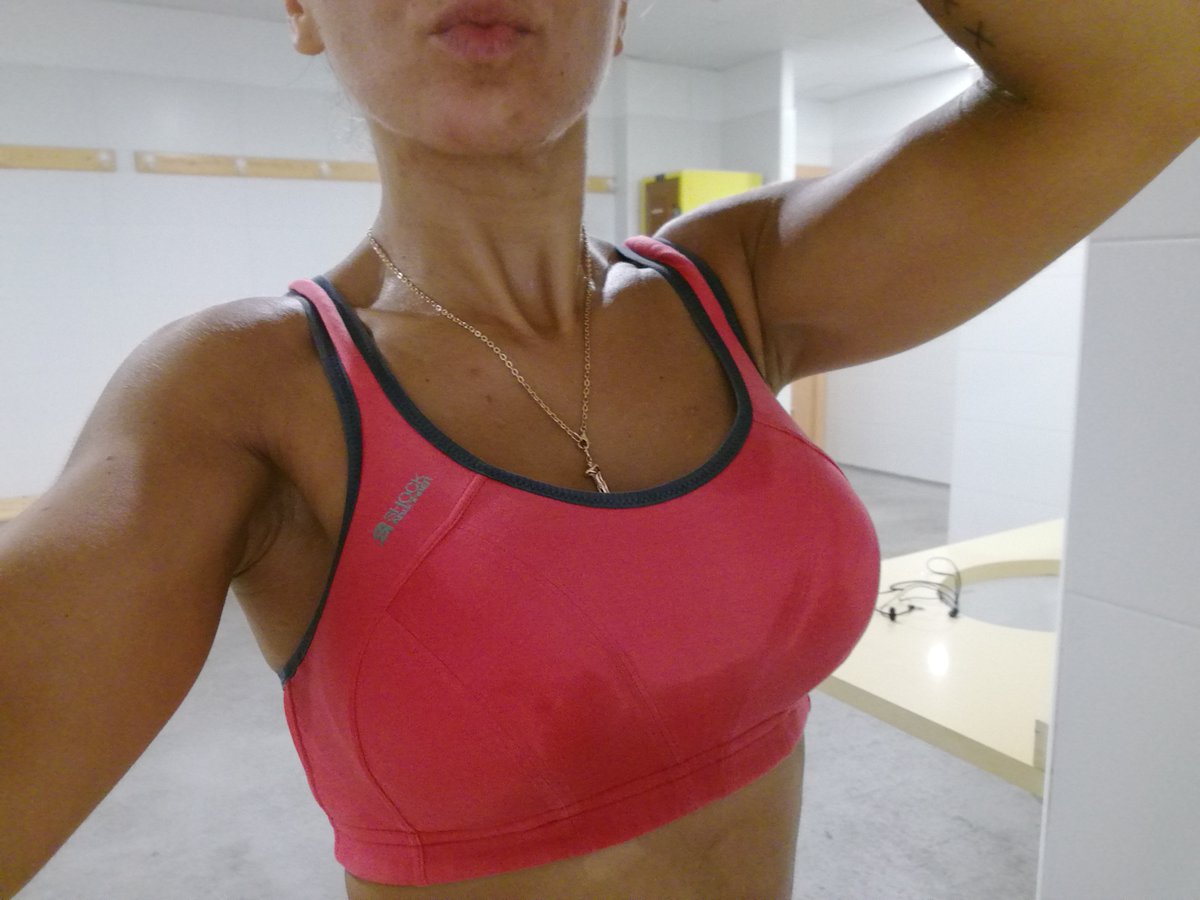 bigsweetbooty's tweet photo. muaaa 😘
Free page https://t.co/2q9MSt13Nq

#asspump #pumpass #bigass #fitnessass #gymass #aftergym #asslover #daddysgirl #sweetgirl #fyp #fitmodel #booty #ass #lingerie #sportgirl #gymlover #bigass #glutes #beautyfulgirl #curves #lovecurves #onlyfans #onlyfansmodel https://t.co/aeimFqEg10
