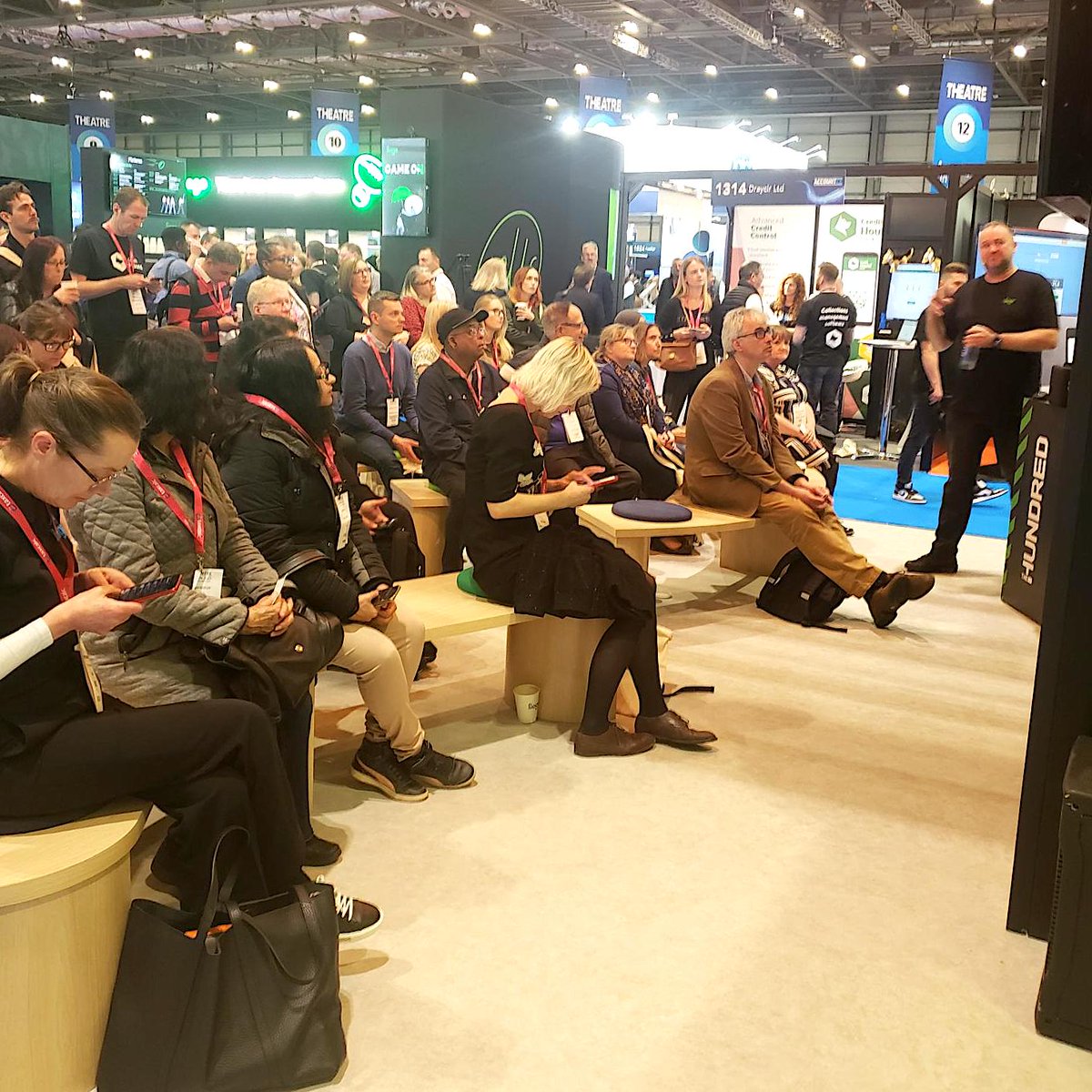 AutoEntry tweet media