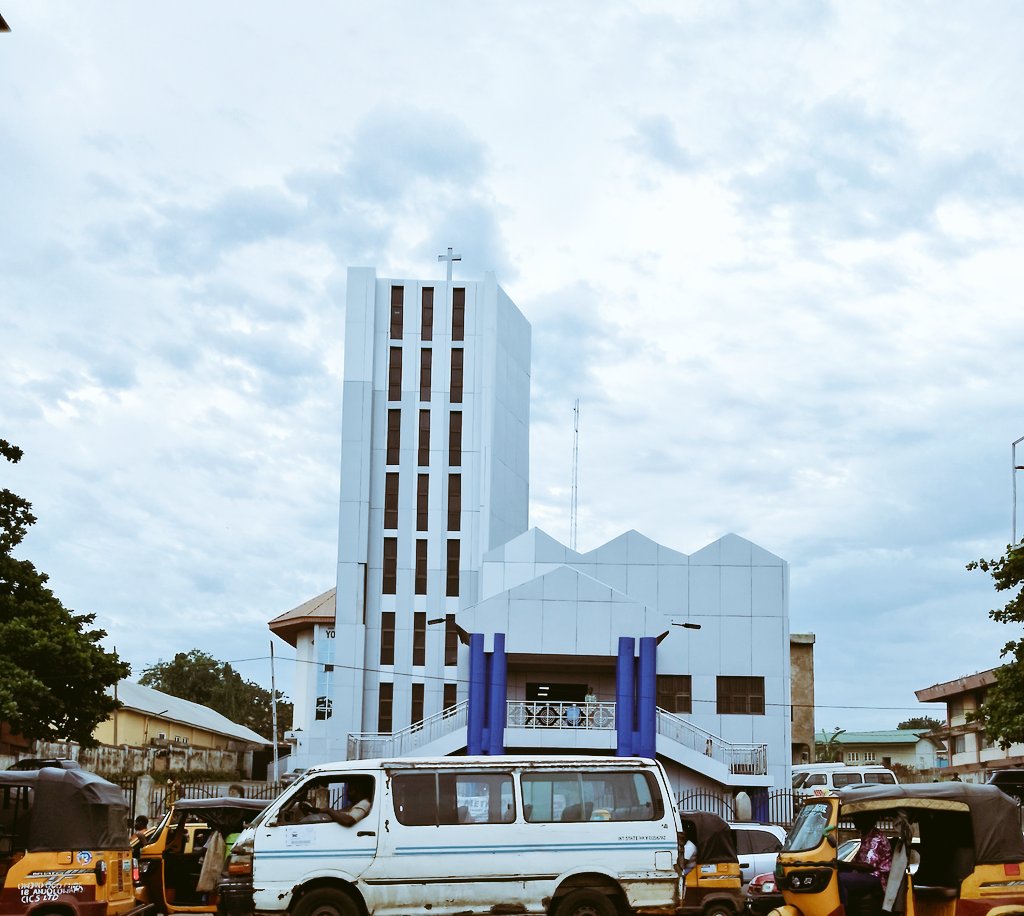 UniqueEsther17's tweet image. How well do you know @Ibadan? 
When I posted this on my status many thought it's in CMS in #Lagos
#connectIBADAN 
#ibadan 

I used my #technospark10c #techno  #phonephotography