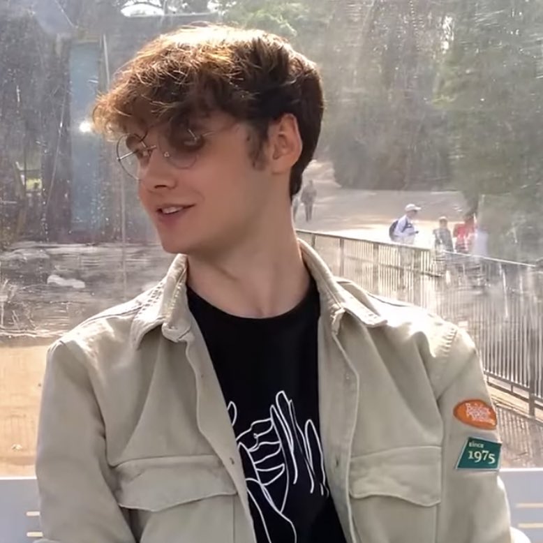 wilbur photos and clips on Twitter