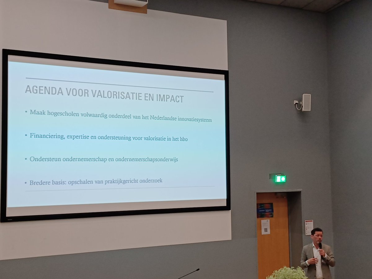 Tijdens het <a href="/RegieorgaanSIA/">Regieorgaan SIA</a> en <a href="/Ver_Hogescholen/">Vereniging Hogescholen</a> congres #OnderzoekEnImpact bruist het van de prachtige voorbeelden hoe praktijkgericht onderzoek brede maatschappelijke impact heeft. Zo geven <a href="/winasmeenk/">Wina Smeenk</a> en Ko Koens van @Inholland een workshop over het Co-Design Canvas.