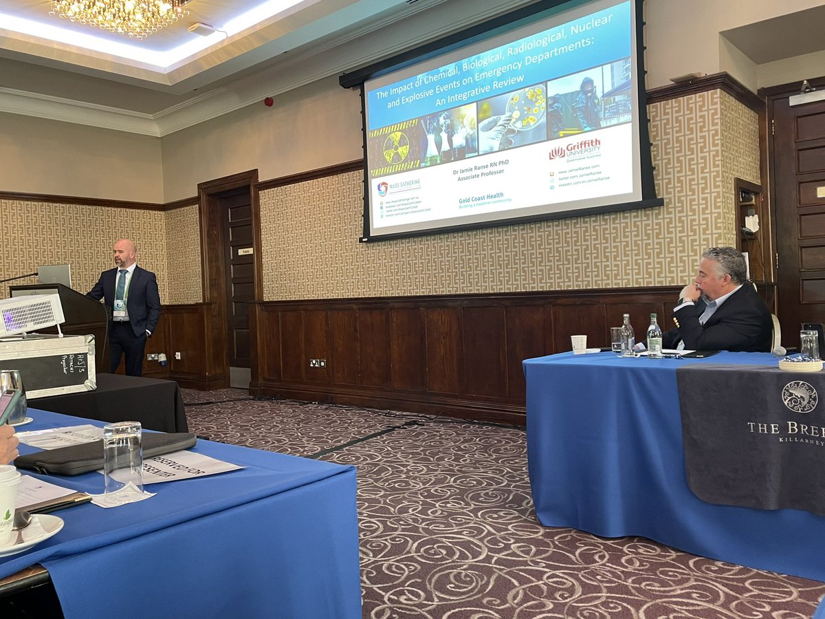 Preparing your hospital for 1 or 5k decon patients: drilling with high likelihood contaminants, early activation of decon resources, and discharging from the ED
☣️ Great presentation <a href="/jamieranse/">Jamie Ranse</a> 👏🏼 <a href="/WADEM_PDM/">WADEM</a> #wadem2023