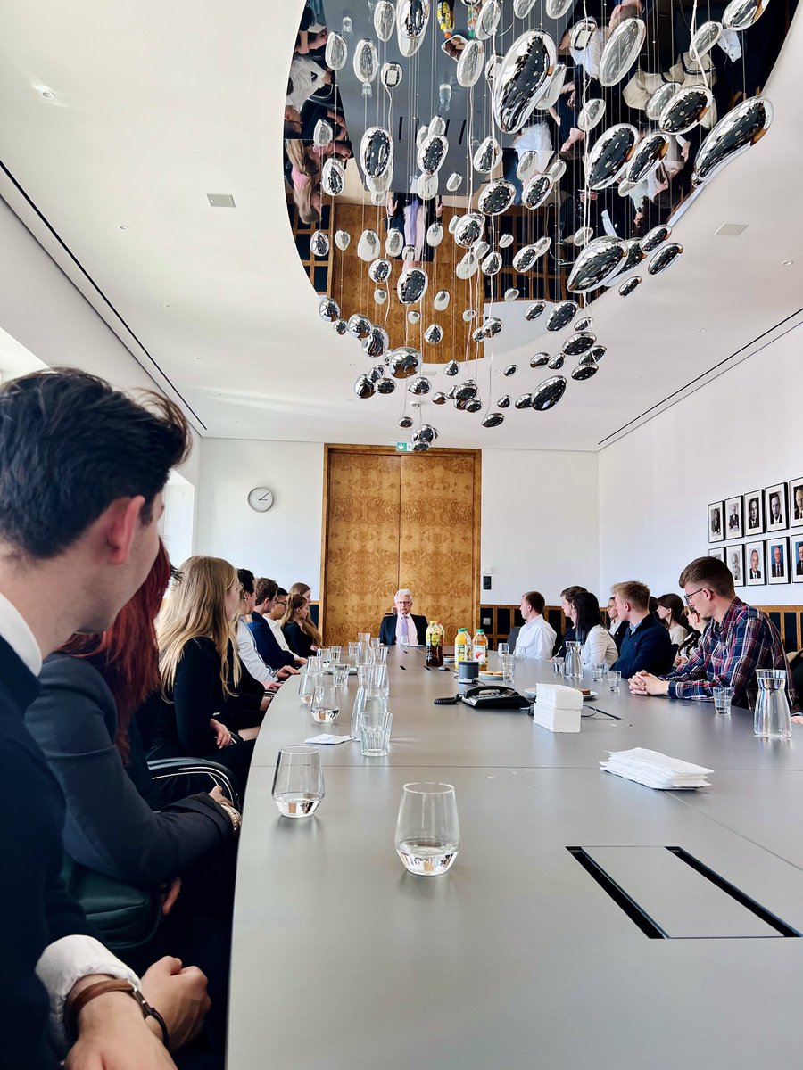 Ambassadeur Stephan Steinlein tweet media