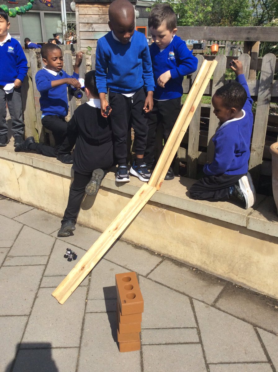 Foxfield Maple Class tweet media