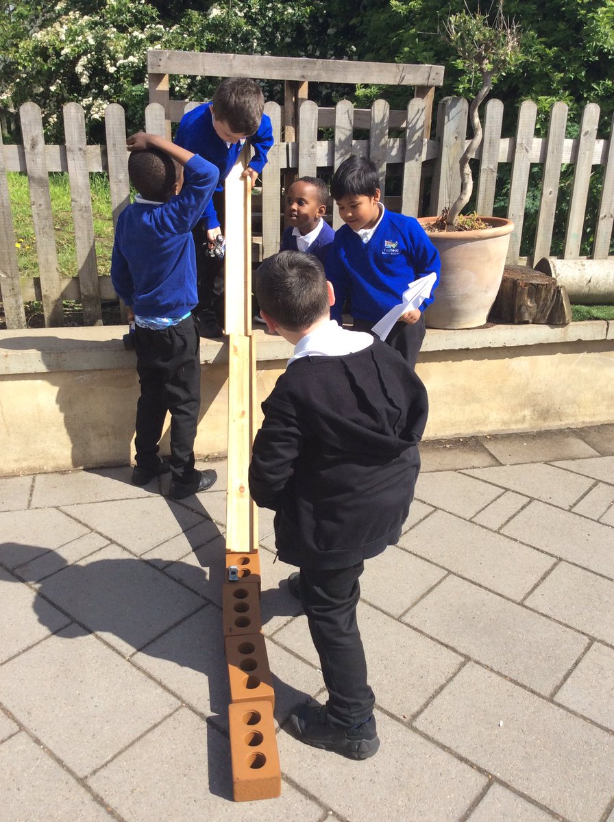 Foxfield Maple Class tweet media