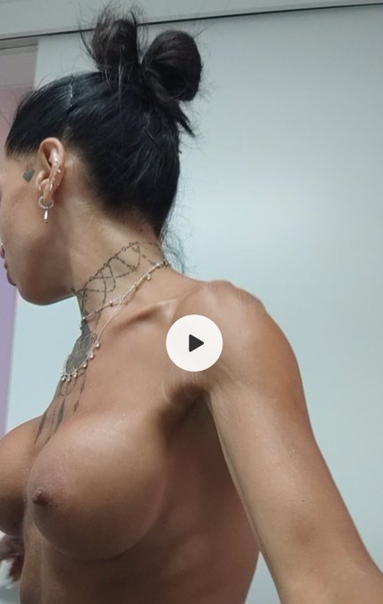 Vieni a vedere il nuovo video SMOKE! Entra nel link e se non ti &egrave; arrivato richiedimelo in pm 🔥💦🔞 https://t<a href="/tag/cam4"class="tags"><span>#cam4</span></a><a href="/tag/verycop"class="tags"><span>#verycop</span></a>