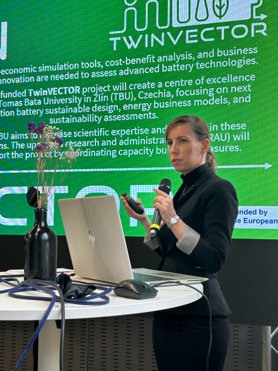 TwinVectorEU's tweet photo. 🤝Thank you #SAMConference - #MaterialsAndSociety international #innovative forum!
🔋We were happy to introduce our #TwinVectorEU project with the topic "Exploring social #Sustainability in emerging #BatteryTechnologies".♻️
#HorizonEurope #HorizonEU #SocialImpact #batteries https://t.co/wJN7kbbiPH