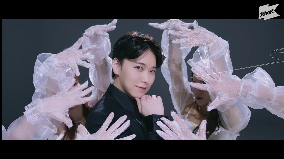 SM137KH's tweet photo. Heartbreaker #SUNGMIN https://t.co/SZJA3Uqh7C
