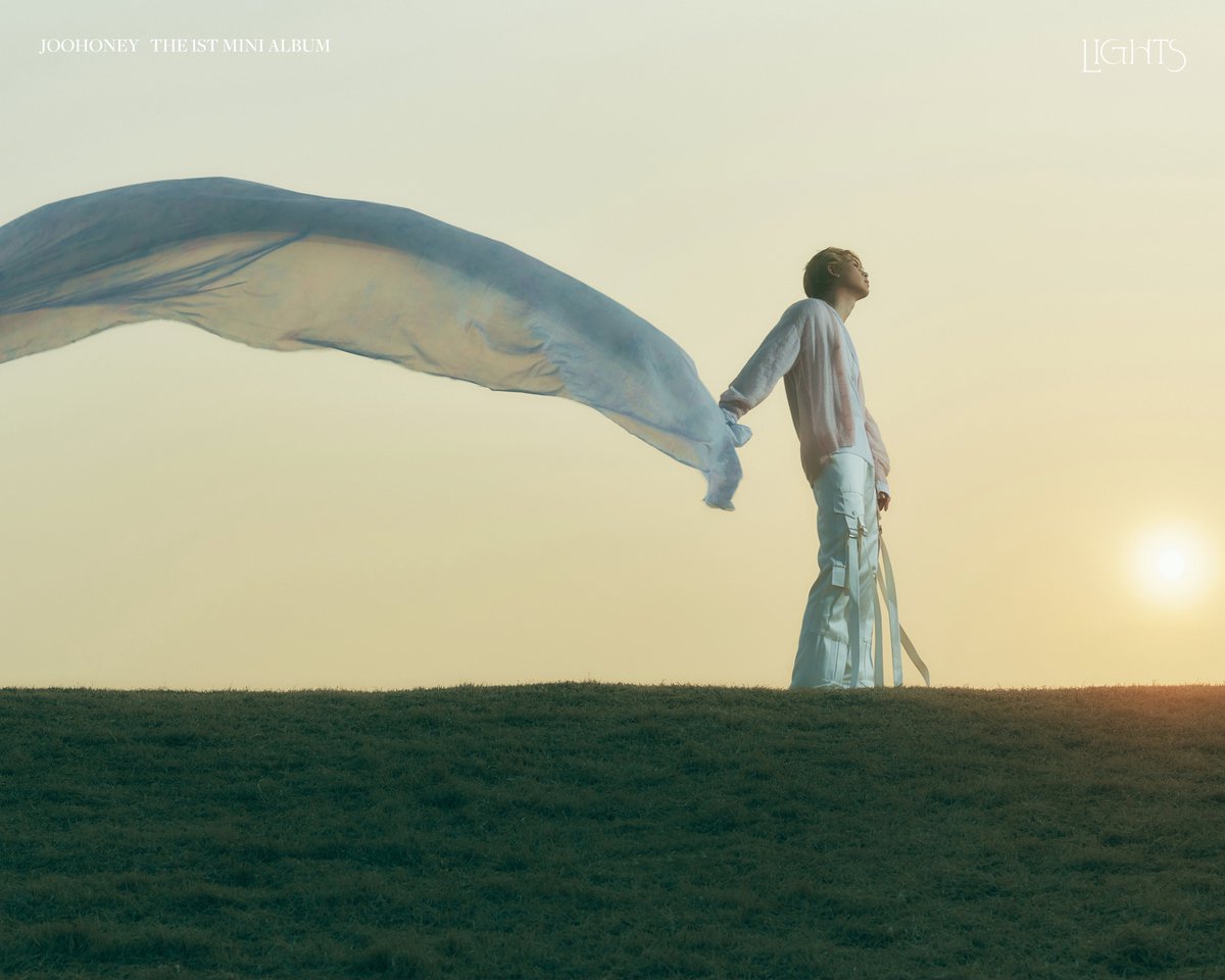 OfficialMONSTAX's tweet image. JOOHONEY The 1st Mini Album 
'LIGHTS' ✨

CONCEPT PHOTO Ver.1

Release on
2023.05.22 6PM (KST)

#주헌 #JOOHONEY 
#몬스타엑스 #MONSTA_X #MONSTAX
#LIGHTS #CONCEPT_PHOTO