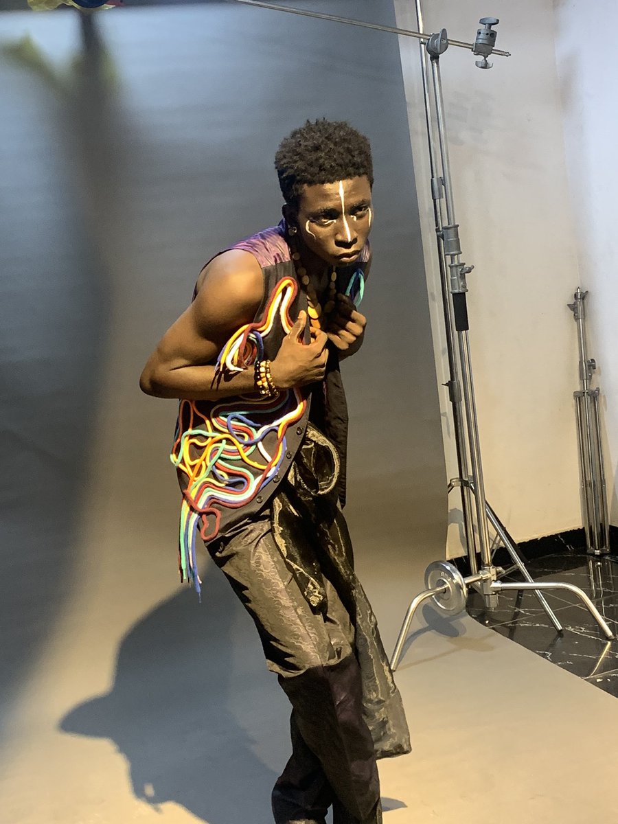 mt_visualz's tweet image. I Love Black 🖤 

Photography: @mt_visualz 

#petterobi #NYSCat50 #black