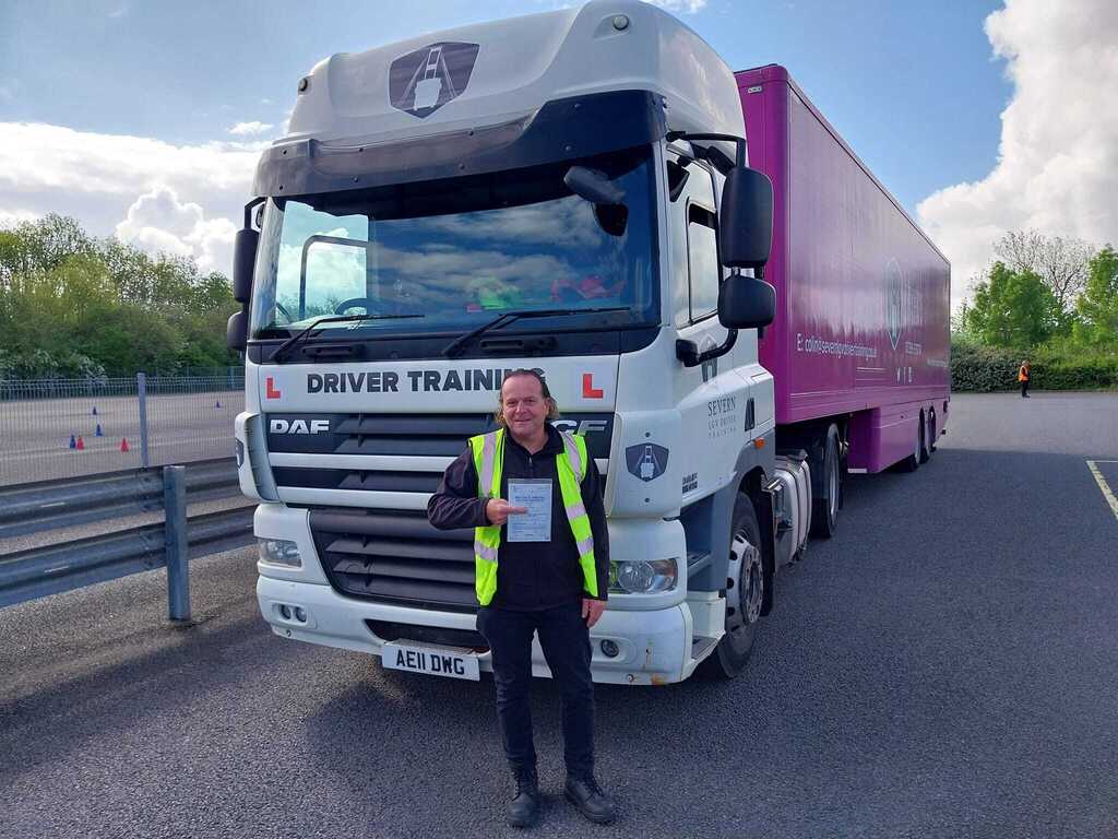 Well done Robert for passing your category C+E licence today. 
Good luck with the next stage of your career 
ift.tt/dpwr5Yu
#drivertraining #LGV #lgvtraining