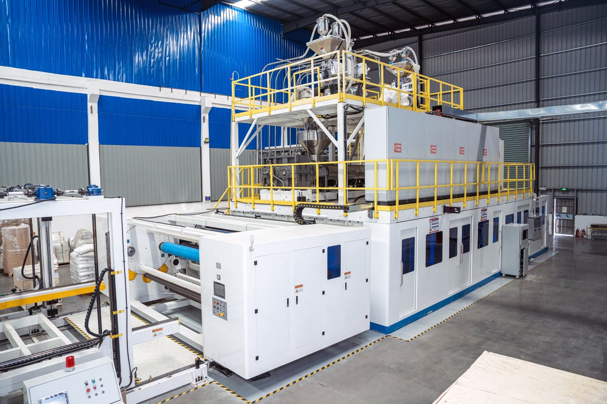 BAST07594104's tweet photo. Successful commissioning on the five layer co-extrusion CPP film production line in customer's factory and it's ready for high speed production.
Website: https://t.co/2MFGOk5Hrt
Email: frank@bestextrusion.com
#film #flexiblepackaging #flexifilms #extrusion #bastextrutech https://t.co/I1NvPgZ3Fr
