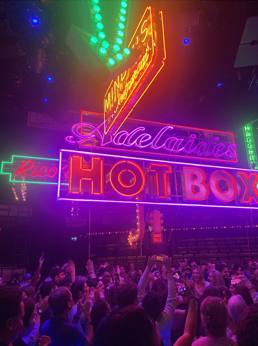 We LOVED Guys &amp; Dolls at our local <a href="/_bridgetheatre/">Bridge Theatre</a> last night!! #guysanddolls #discoverlondon #theatre